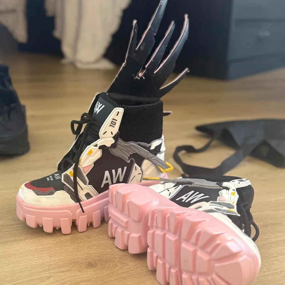 Anthony Wang SOURSOP Destiny Pink Wing Shoes NEVER WORN - Picture 2 of 3